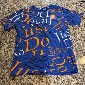 3 nike t-shirts, Size- Lg |good condition, no stains or tears|